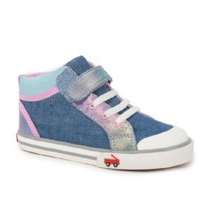 See Kai Run Peyton Sneaker in Chambray/Shimmer, size 6